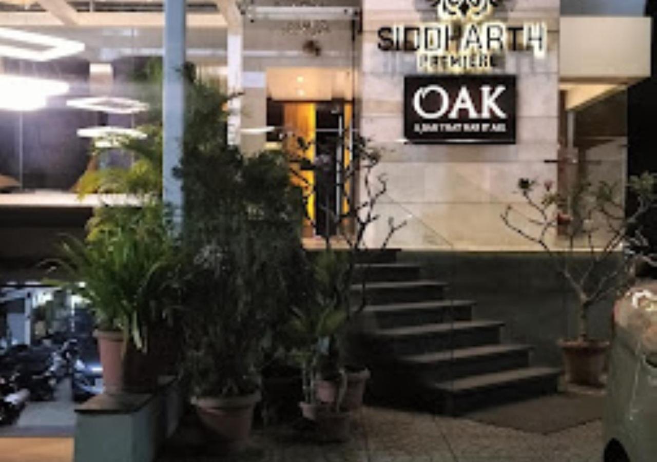Hotel Siddharth Premiere Chandrapur Dış mekan fotoğraf